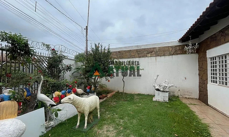 Casa Com 03 Quartos ...