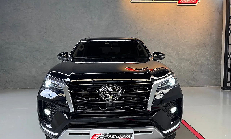 Toyota Hilux Sw4 Srx...