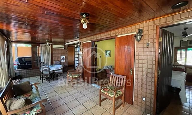 Casa Em Condomínio F...