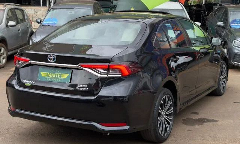 Toyota Corolla Altis...