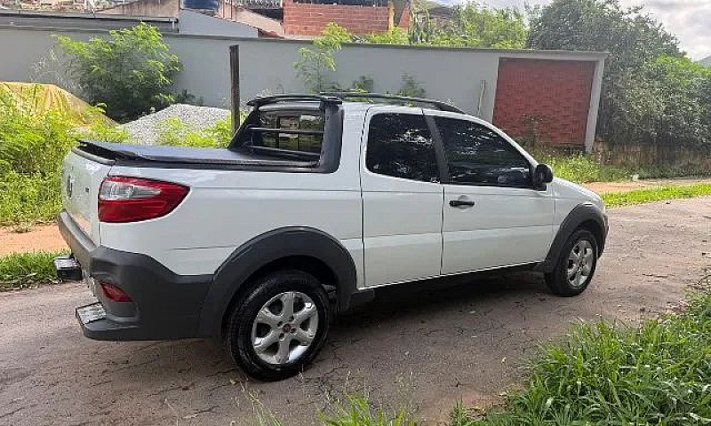 Fiat Strada Working ...