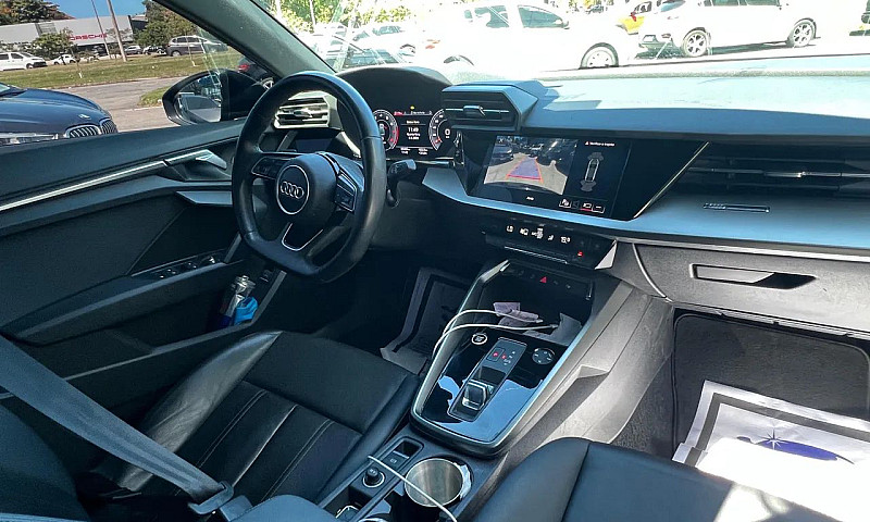Audi A3 Sedan S-Line...