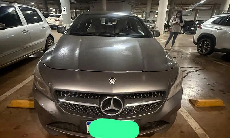 Mercedes-Benz Cla-20...