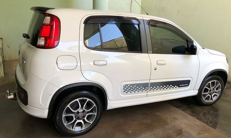 Fiat Uno Sporting 20...