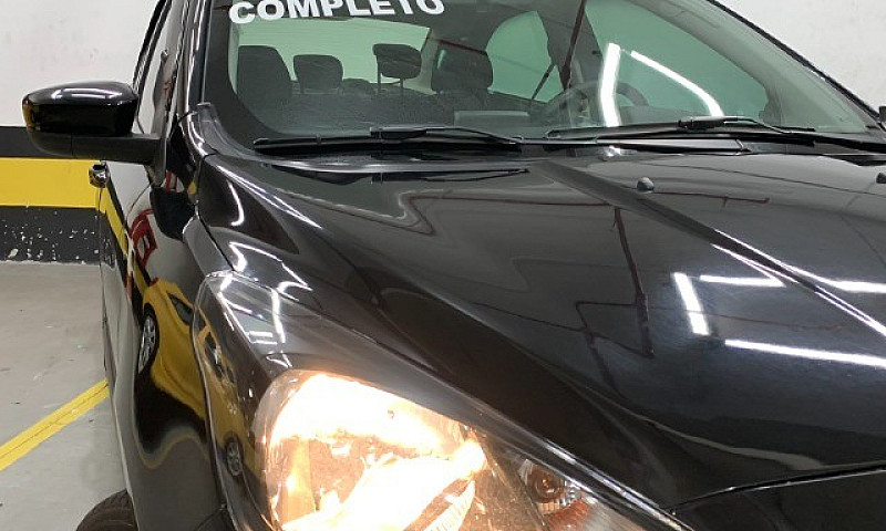 Ford Ka Sedan Se Plu...