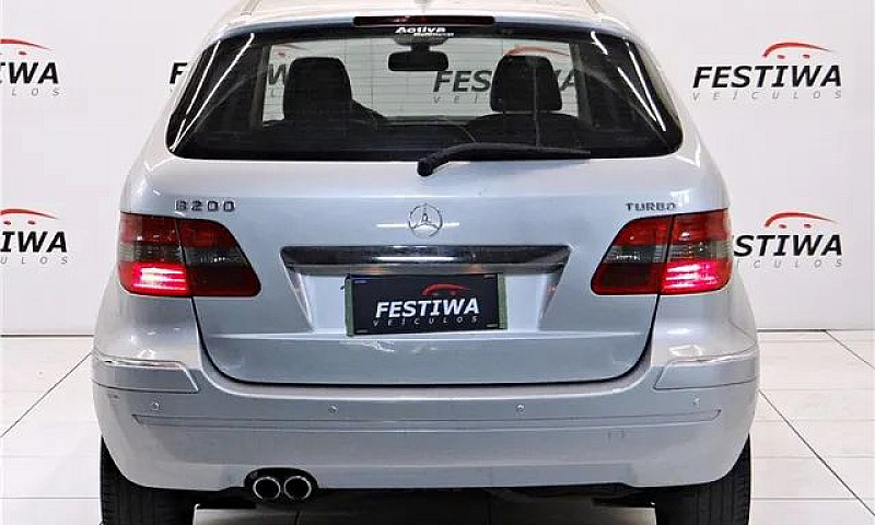 Mercedes-Benz B 200 ...