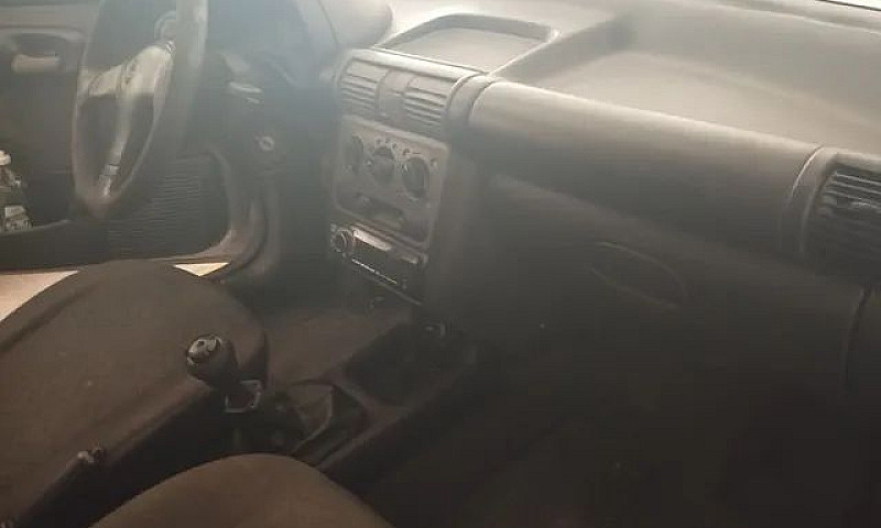 Corsa Classic Sedan ...
