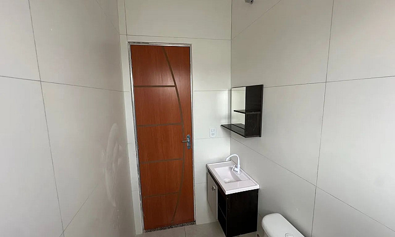 Casa Recém Construíd...