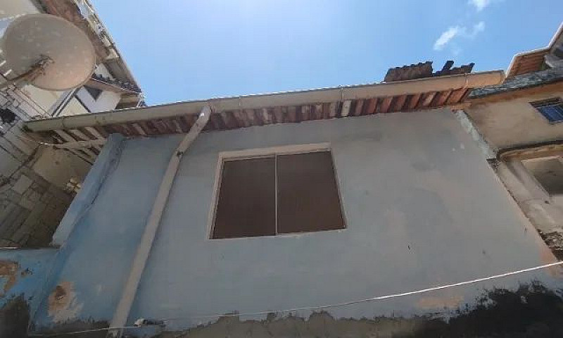 Casa No Rio Vermelho...