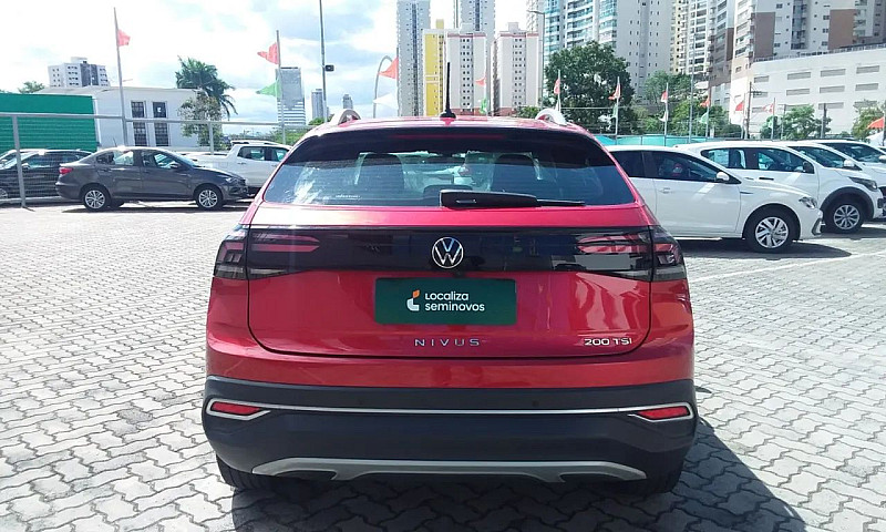 Volkswagen Nivus Hig...