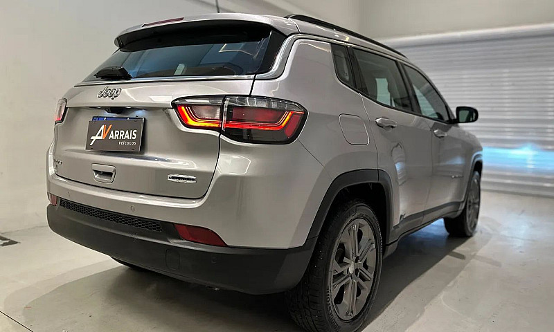 Jeep Compass Long. T...