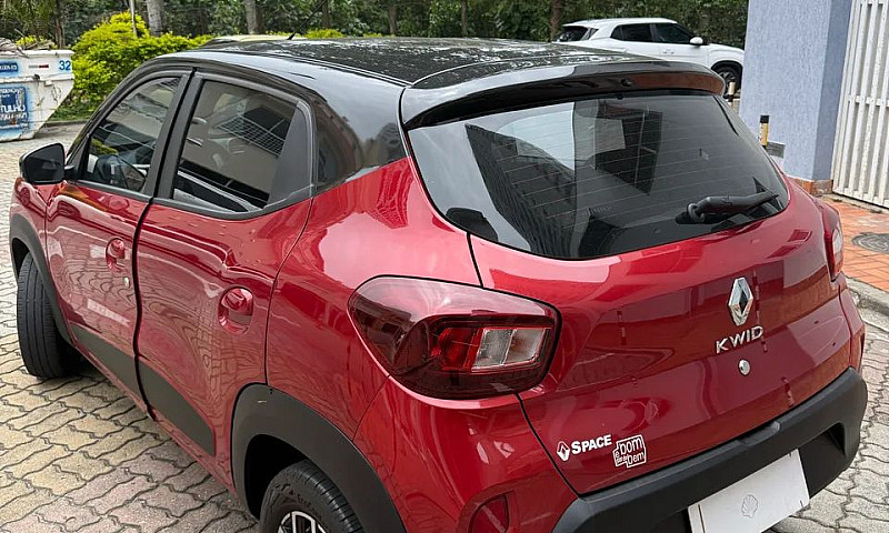 Renault Kwid Intense...