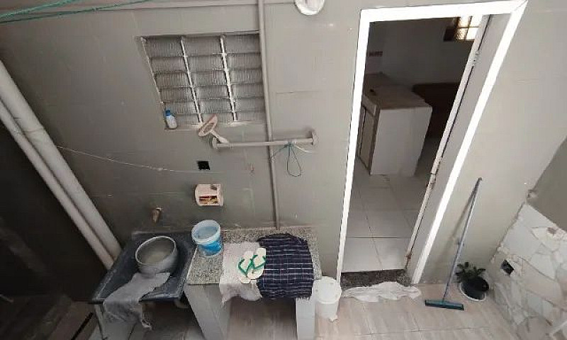 Casa No Rio Vermelho...