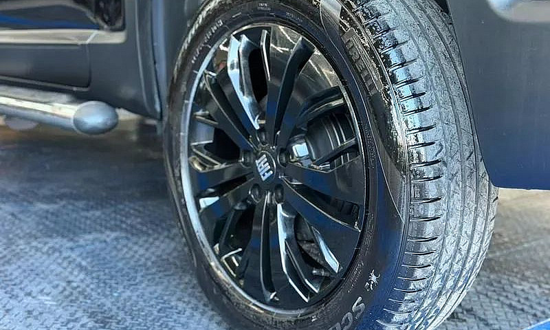 Fiat Toro Volcano 1....