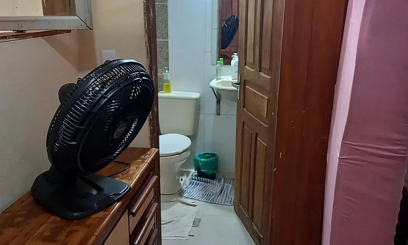 Aluga-Se Uma Suite P...