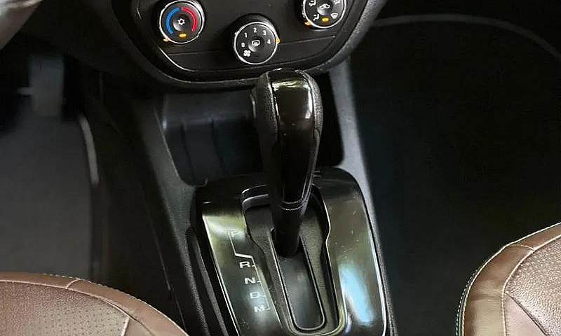 Chevrolet Spin Premi...