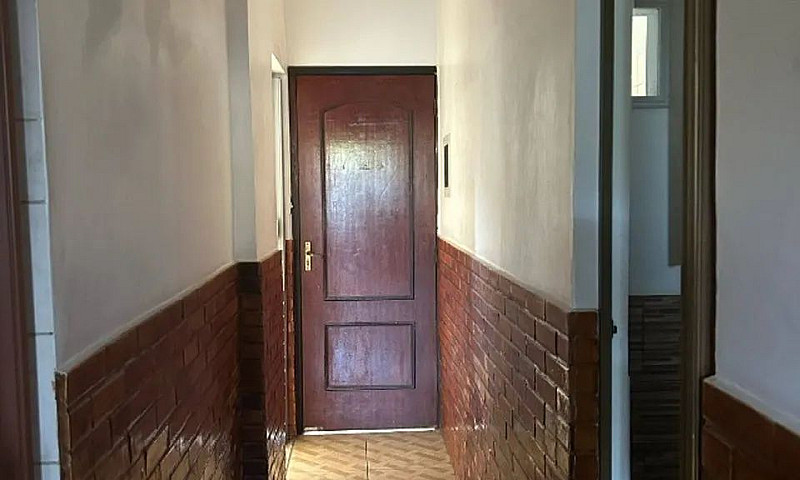 Casa Em Pedra De Gua...