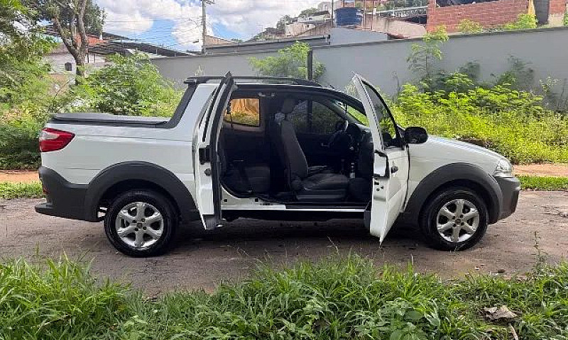 Fiat Strada Working ...