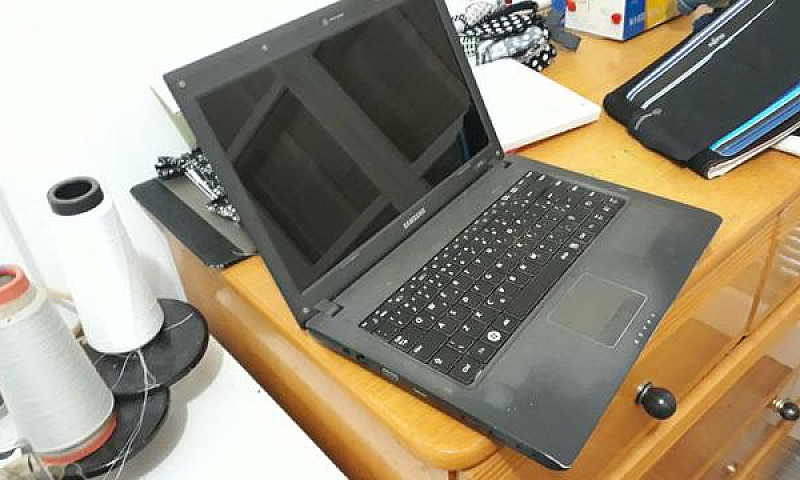 Notebook C/ Defeito...
