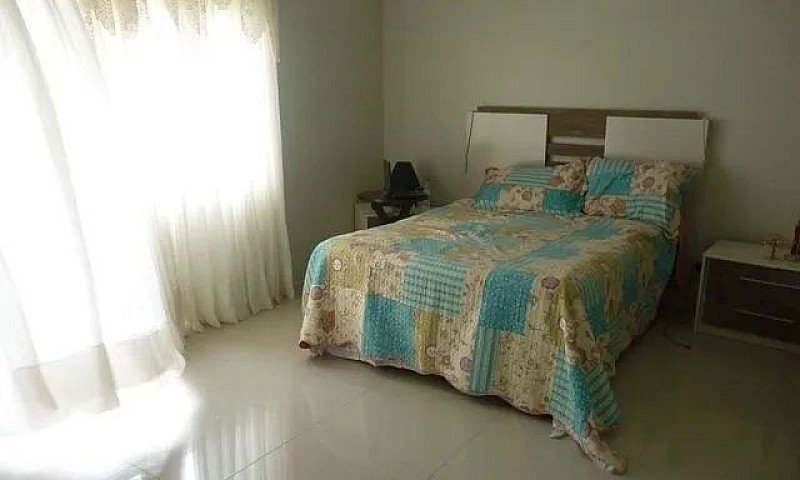 Casa 4 Dormitórios, ...