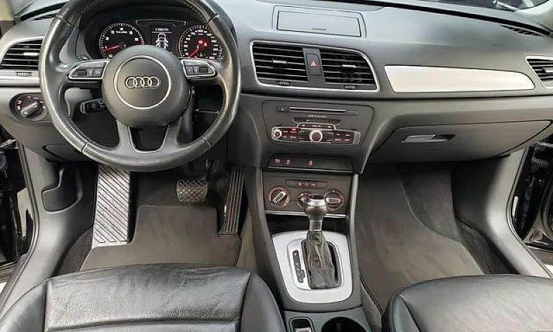 Audi Q3  1.4 Attract...
