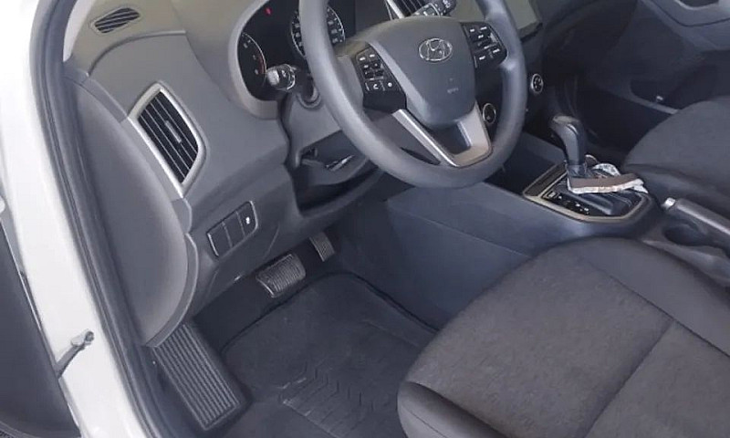 Hyundai Creta Attitu...
