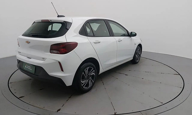 Chevrolet Onix Hatch...
