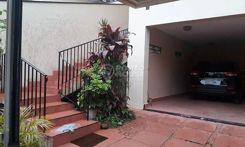 Sobrado À Venda No B...