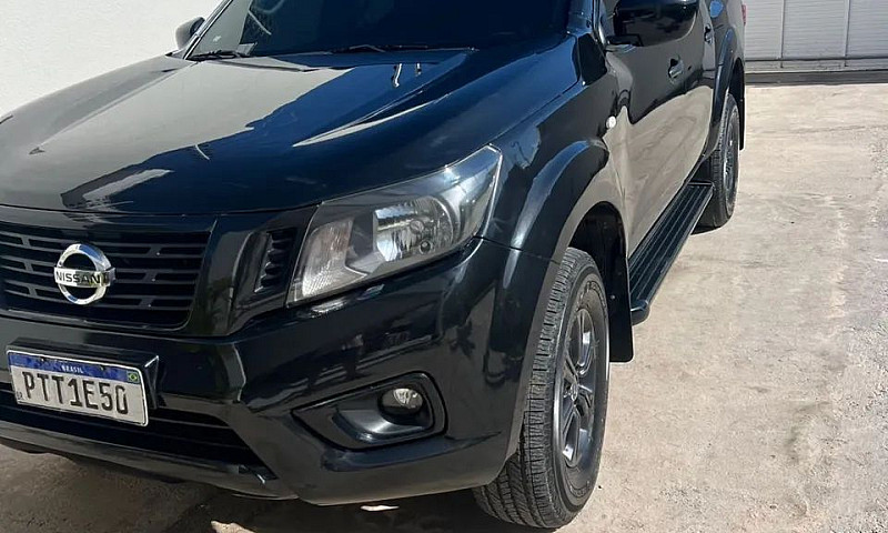 Nissan Frontier Atta...