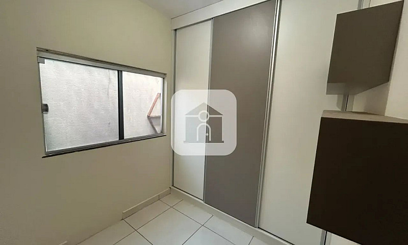 Casa Com 130M² Para ...
