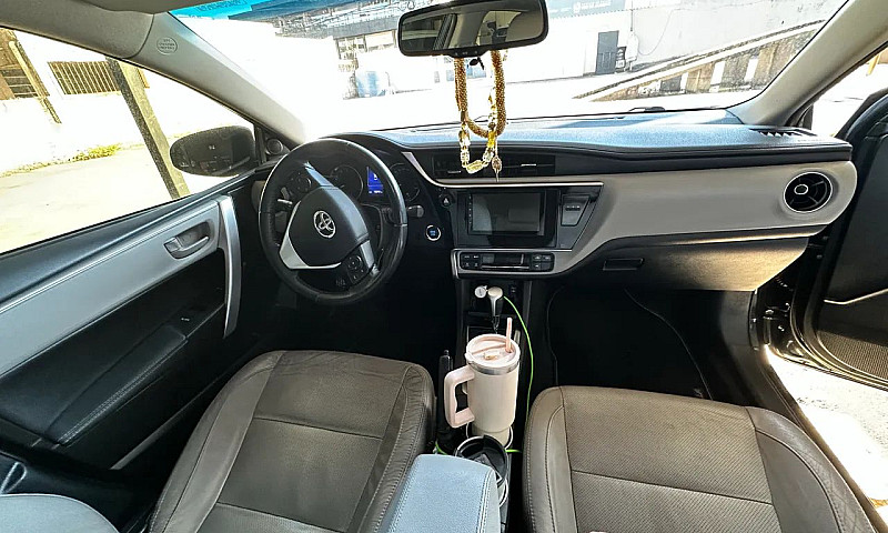 Toyota Corolla Xei 2...