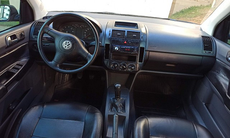Polo Sedan 1.6 - 200...