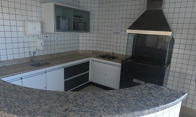 Apartamento Lauro De...