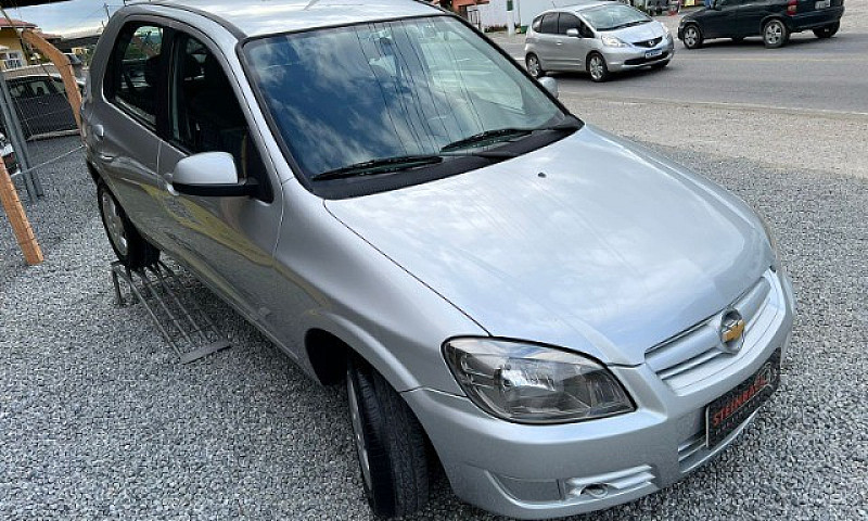 Gm Chevrolet Celta L...