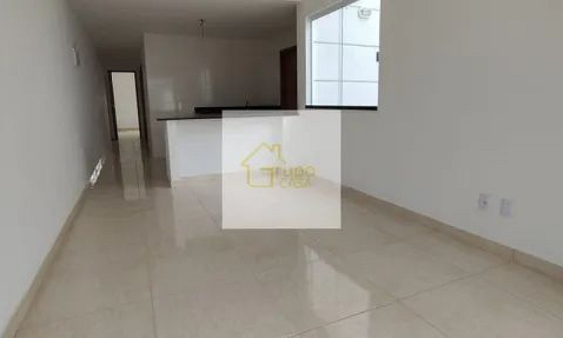 Casa Com 2 Dormitóri...