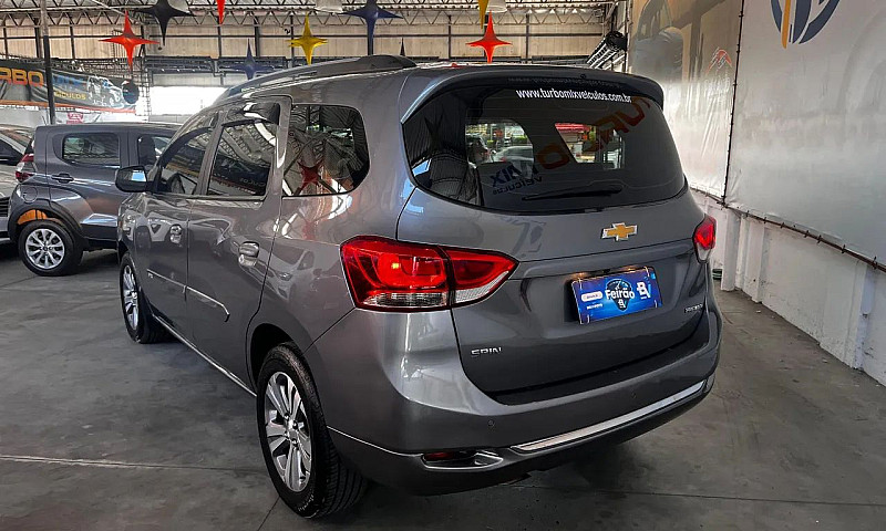 Chevrolet Spin Premi...