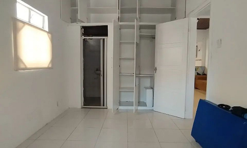 Casa No Rio Vermelho...