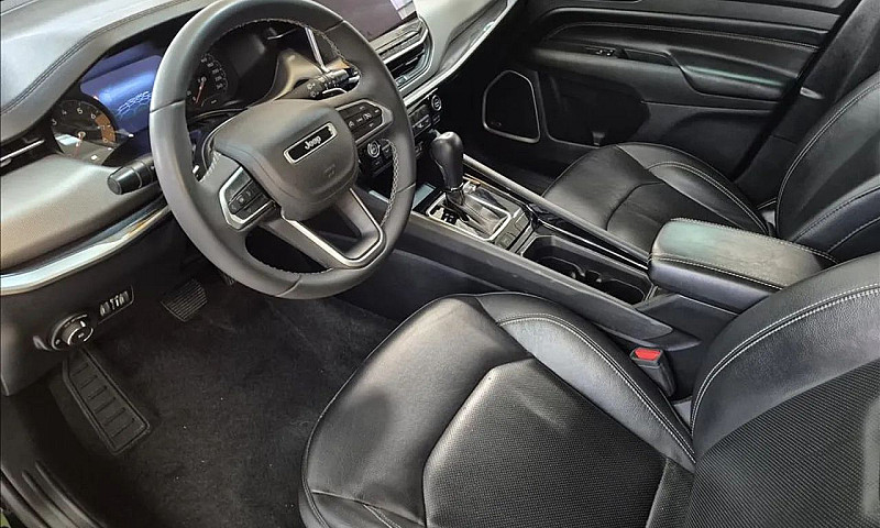 Jeep Compass 2023...
