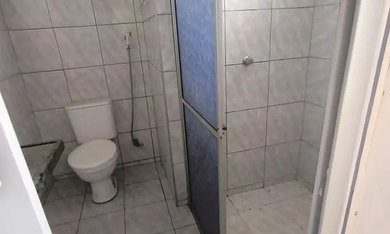 Casa Comercial, Em F...