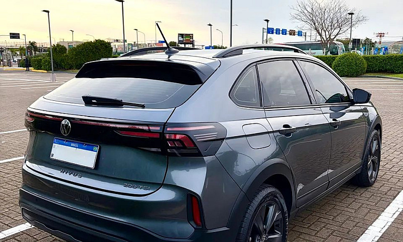 Volkswagen Nivus Com...