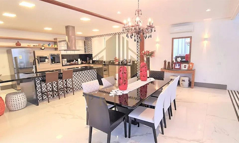 Casa Em Condomínio P...