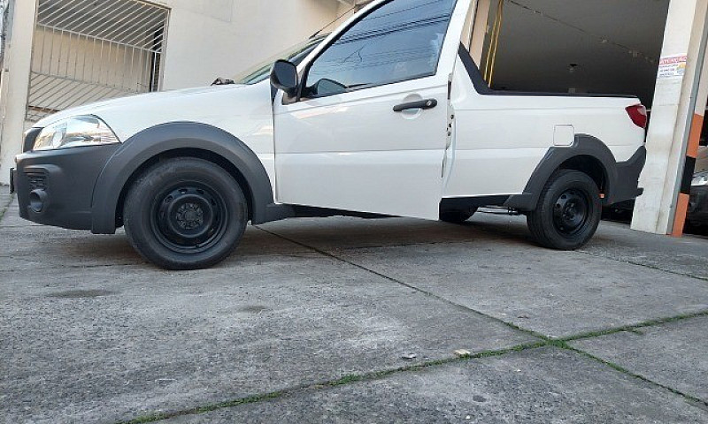 Fiat Strada 1.4 Hard...