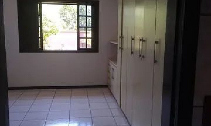Locação De Casa, Bai...