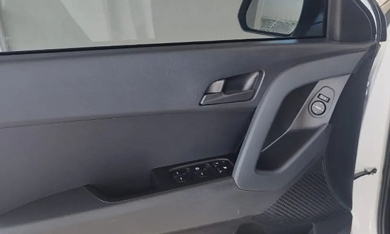 Hyundai Creta Attitu...