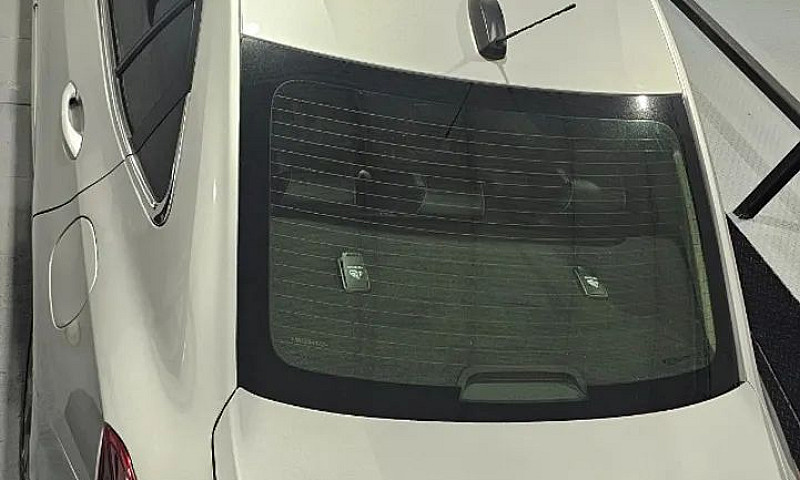 Chevrolet Onix Sedan...