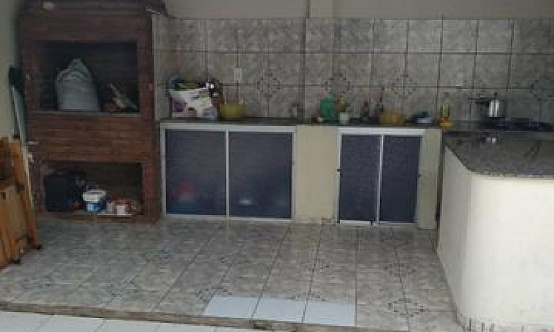 Casa Semi-Mobiliada ...