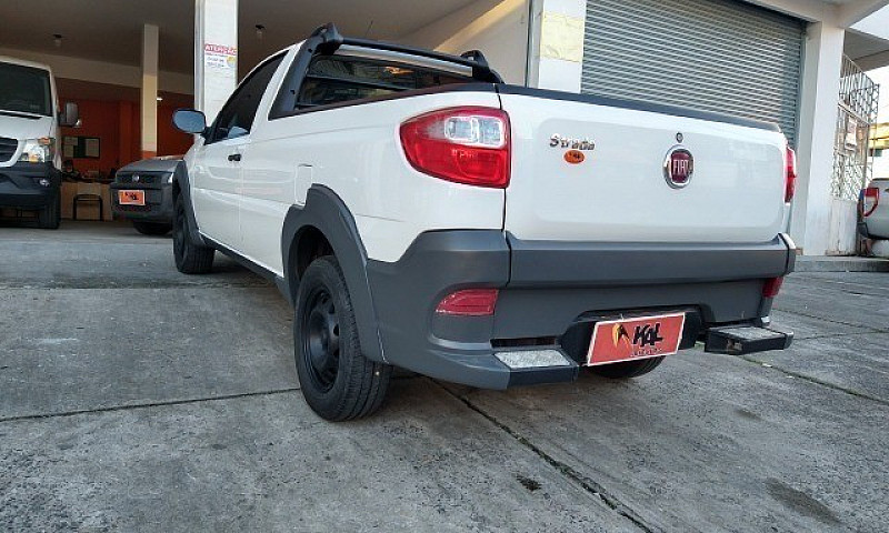 Fiat Strada 1.4 Hard...