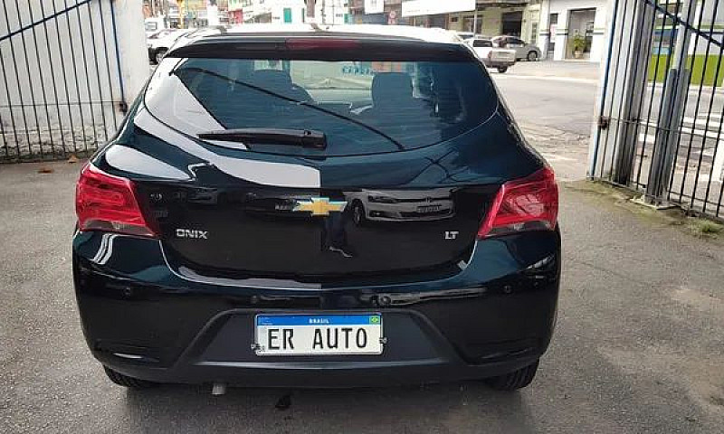 Chevrolet Onix  Hatc...