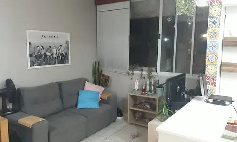 Quarto Em Apê Próxim...