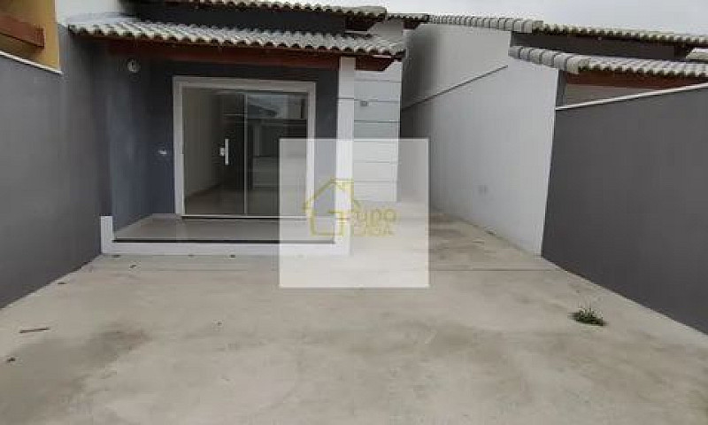 Casa Com 2 Dormitóri...